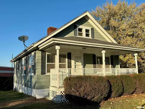 3007 W Glen Ave, Peoria, IL 61615