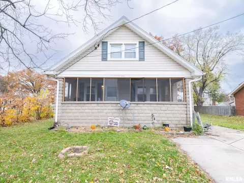 2821 W Rohmann Ave, West Peoria, IL 61604