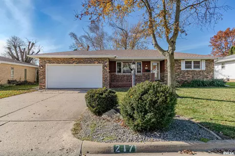 217 N Oregon Ave, Morton, IL 61550
