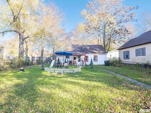 1202 S 3rd St, Pekin, IL 61554 photo 41