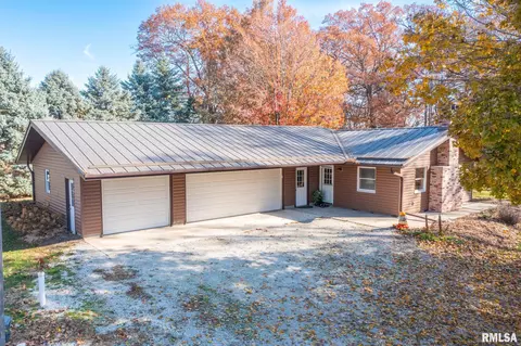 14374 State Route 93, Bradford, IL 61421