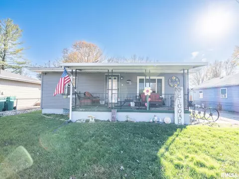 5606 W Hivue Ln, Peoria, IL 61604