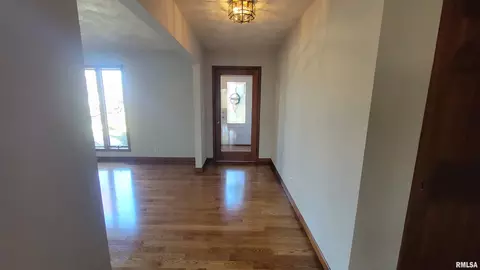 1002 Tottenham Ct, Washington, IL 61571 photo 3