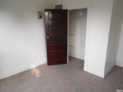 Bedroom - 806 S Johnson St, Macomb, IL 61455 photo 1 of 1