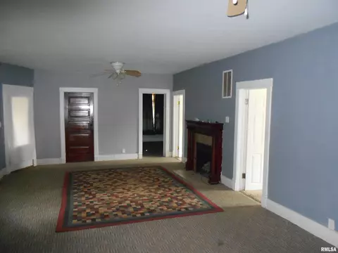 Living - 806 S Johnson St, Macomb, IL 61455 photo 1 of 1