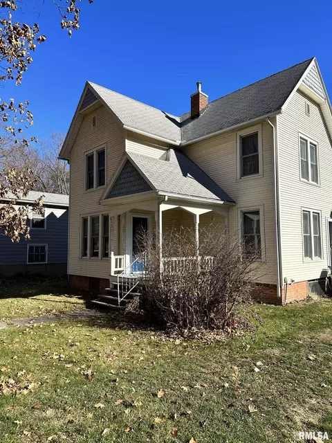 433 S Johnson St, Macomb, IL 61455 photo 14