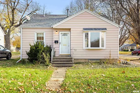 2804 N Wisconsin Ave, Peoria, IL 61603