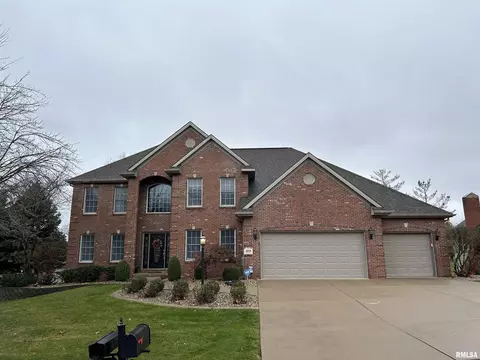 4018 W Tangleoaks Ct, Peoria, IL 61615
