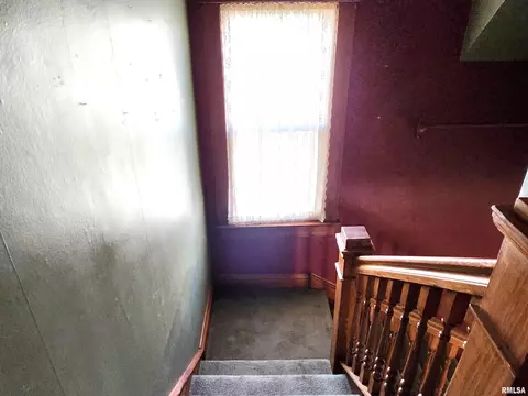 240 E Ash St, Canton, IL 61520 photo 33