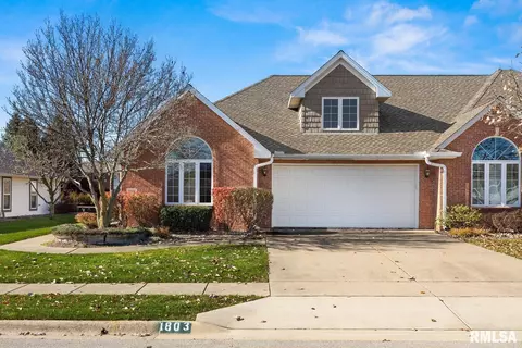 1803 Robin Ave, Morton, IL 61550