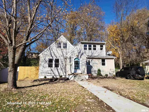 1519 NE Starr Ter, Peoria, IL 61603