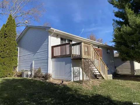 143 James Dr, Macomb, IL 61455 photo 43