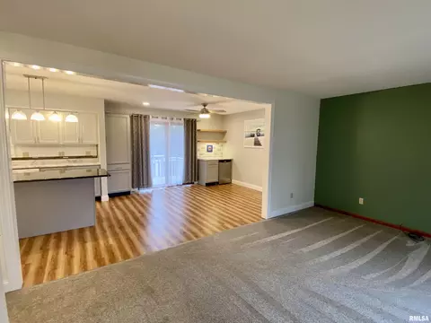 143 James Dr, Macomb, IL 61455 photo 9
