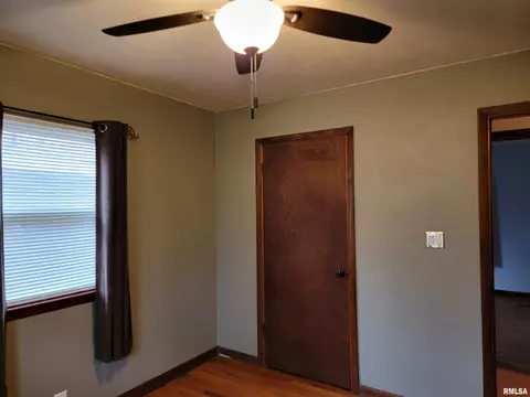 480 N 10th St, Canton, IL 61520 photo 18