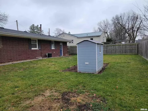 480 N 10th St, Canton, IL 61520 photo 40