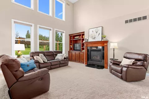 405 Cottingham Ln, Germantown Hills, IL 61548 photo 8