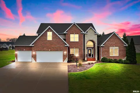405 Cottingham Ln, Germantown Hills, IL 61548