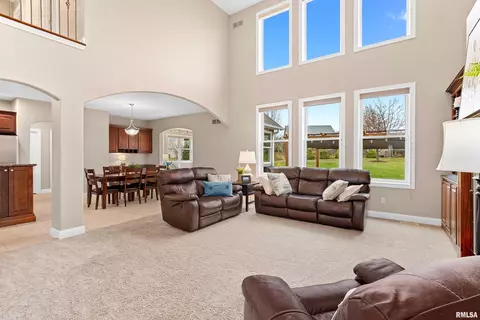 405 Cottingham Ln, Germantown Hills, IL 61548 photo 7
