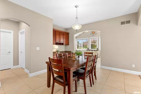 405 Cottingham Ln, Germantown Hills, IL 61548 photo 16