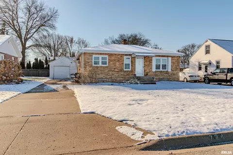724 E Kay St, Morton, IL 61550
