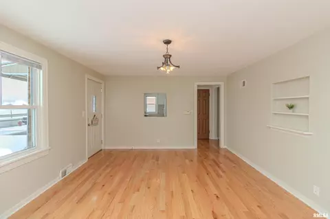 724 E Kay St, Morton, IL 61550 photo 10