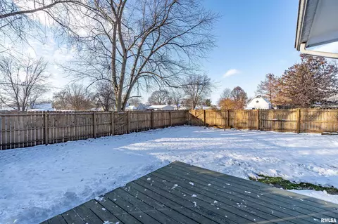 706 E Jackson St, Cuba, IL 61427 photo 18