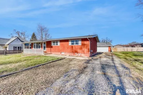 650 E Monroe St, Cuba, IL 61427 photo 2