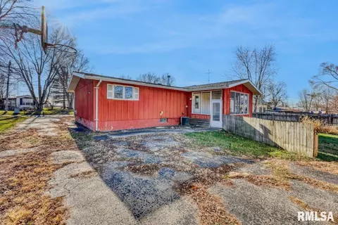 650 E Monroe St, Cuba, IL 61427 photo 22