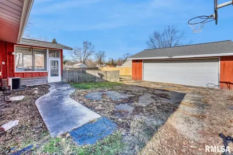 650 E Monroe St, Cuba, IL 61427 photo 24