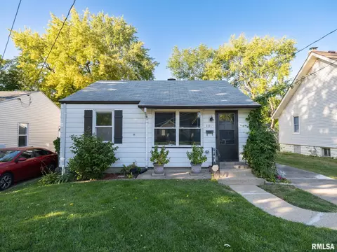 1111 E Gift Ave, Peoria, IL 61603