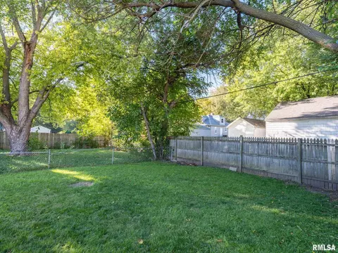 1111 E Gift Ave, Peoria, IL 61603 photo 46