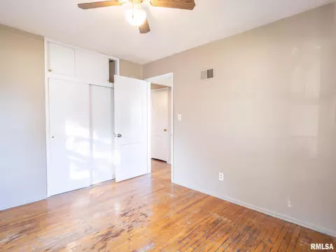 1111 E Gift Ave, Peoria, IL 61603 photo 30