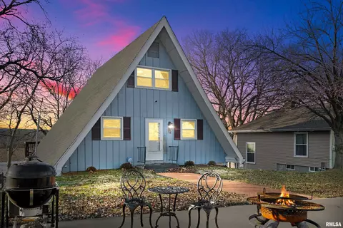 12 Sycamore Bay Rd, Lacon, IL 61540