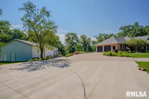 Exterior - 16036 King Rd, Danvers, IL 61732 photo 27 of 28