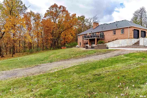 Exterior - 16036 King Rd, Danvers, IL 61732 photo 18 of 28