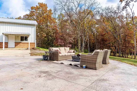 Exterior - 16036 King Rd, Danvers, IL 61732 photo 10 of 28