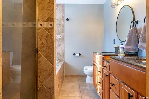Bath - 16036 King Rd, Danvers, IL 61732 photo 1 of 4