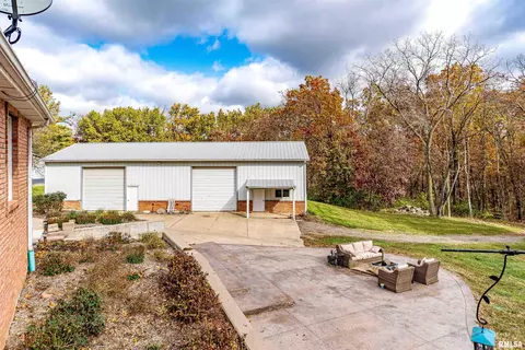 Exterior - 16036 King Rd, Danvers, IL 61732 photo 24 of 28