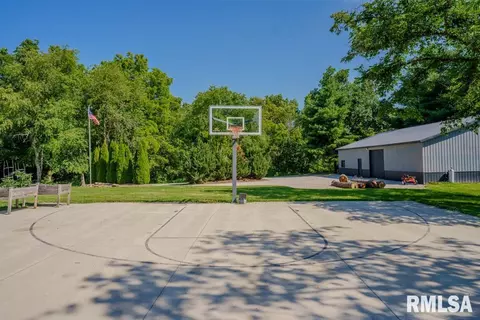 Exterior - 16036 King Rd, Danvers, IL 61732 photo 26 of 28