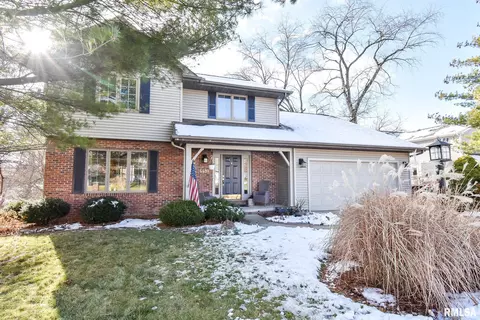 4410 W Bridalwood Dr, Peoria, IL 61615