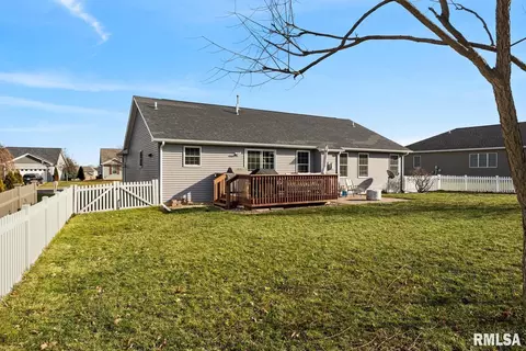 704 Simon St, Washington, IL 61571 photo 39