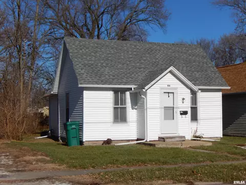 816 W Washington St, Macomb, IL 61455