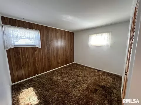 815 Bobby Ave, Macomb, IL 61455 photo 15