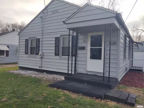 3026 W Ann St, Peoria, IL 61605