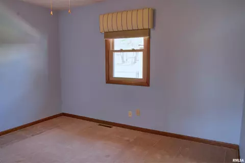 Other - 960 S Garfield St, Macomb, IL 61455 photo 4 of 7