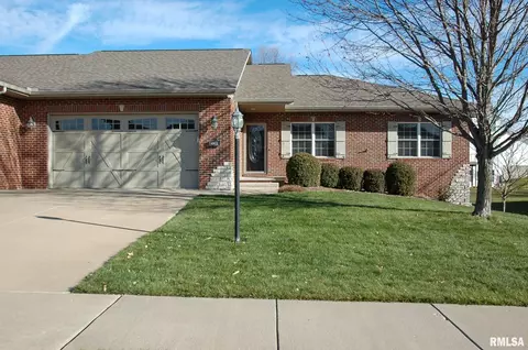6822 N Grand Fir Dr, Edwards, IL 61528