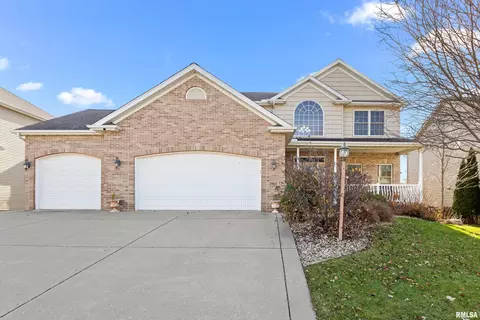 3902 W Hearthwood Dr, Dunlap, IL 61525
