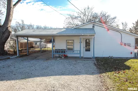 413 Doering Ave, East Peoria, IL 61611