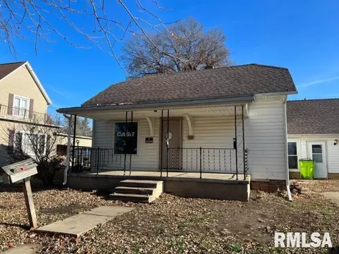 742 N Dean St, Bushnell, IL 61422