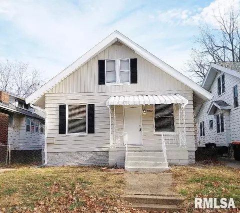 1114 N Underhill St, Peoria, IL 61606